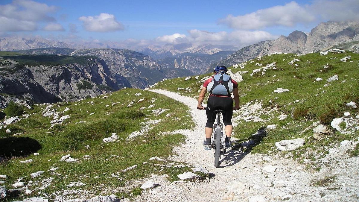 Rotas de ciclismo para aventura e pousadas: o guia imperdível para quem quer pedalar e se hospedar como um rei!